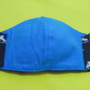 KORCSOLYÁS arcmaszk - kis méret - minőségi pamutból - gyerek - gyerek - Meska.hu