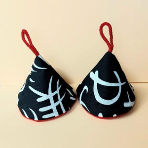 Kínai betűs edényfogó - 1 pár - otthon & életmód - konyhafelszerelés, tálalás - konyhai textil - edényfogó & edényfedő - Meska.hu