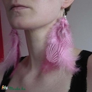 Rózsaszín hosszú madártollas füli - ékszer - fülbevaló - csillár fülbevaló - Meska.hu