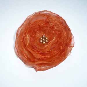 Egyszerű narancs organza virág bross, kitűző - ékszer - kitűző és bross - kitűző - Meska.hu