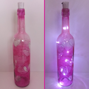 Üveglámpás pink szivekkel - egyedi festett üveg bottlelamp, Otthon & Életmód, Lámpa, Hangulatlámpa, Festett tárgyak, Üvegművészet, MESKA