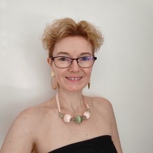 Hamvas barack é zsályazöld - Kézműves Szaténgolyós Statement Nyaklánc - Meska.hu