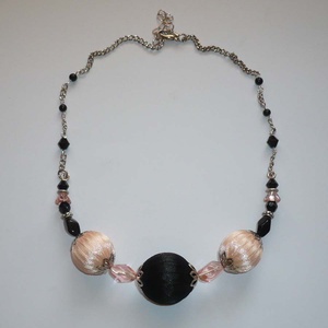 Peach - Black Luxe � Szaténgyöngyös Design Statement Nyaklánc - ékszer - nyaklánc - statement nyaklánc - Meska.hu