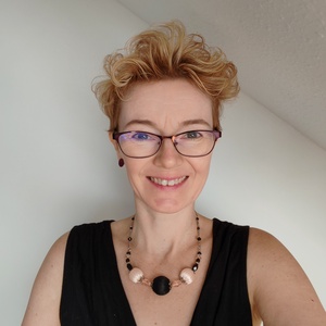 Peach - Black Luxe � Szaténgyöngyös Design Statement Nyaklánc - Meska.hu