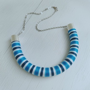 Ocean Twist Bold � Kézzel tekert kék-fehér csíkos textilékszer (Türkiz - Teal) - ékszer - nyaklánc - statement nyaklánc - Meska.hu