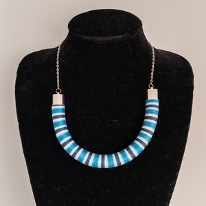 Ocean Twist Bold � Kézzel tekert kék-fehér csíkos textilékszer (Türkiz - Teal) - ékszer - nyaklánc - statement nyaklánc - Meska.hu