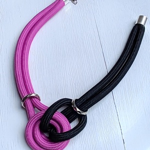 Magenta - Black Knot � Ciklámen és fekete kötélnyakék ezüst szerelékekkel - ékszer - nyaklánc - statement nyaklánc - Meska.hu