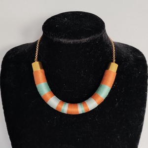 Terracotta - Mint Arc � Fonaltekercselt íves statement nyaklánc (42 cm + 5 cm) - ékszer - nyaklánc - statement nyaklánc - Meska.hu