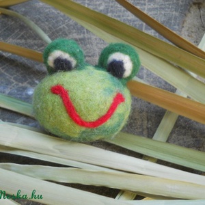 Brekeke...(labda béka) - baba - mama - baba játékok - mozgásfejlesztő játékok - Meska.hu