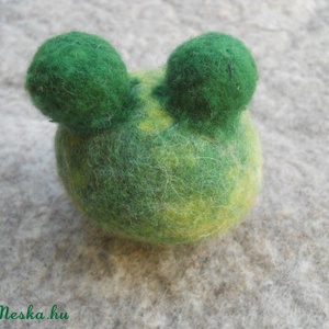 Brekeke...(labda béka) - baba - mama - baba játékok - mozgásfejlesztő játékok - Meska.hu