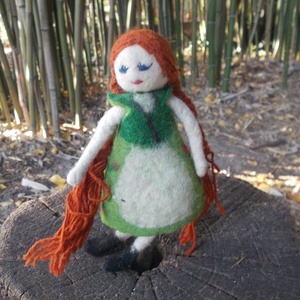 Margitka népmesés baba, Baba - mama, Baba játékok, Waldorf játékok, Baba-és bábkészítés, Nemezelés, MESKA