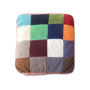 Patchwork jellegű párna, fekhely cicáknak és kutyáknak -  - Meska.hu