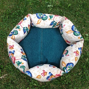 Virágmintás cicaágy, kutyaágy lenvászon anyagból -  - Meska.hu