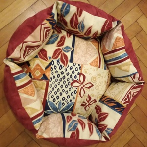 Kutyaágy mintás anyagból - Meska.hu