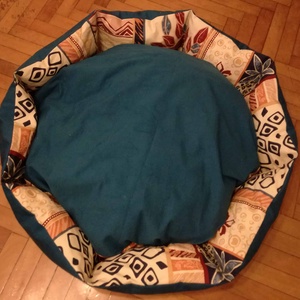 Kutyaágy mintás anyagból -  - Meska.hu