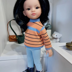 Paola Reina csíkos hosszú ujjú pulcsis szett, Játék & Sport, Baba & babaház, Babaruha, babakellék, Varrás, Barackszínű csíkos pamut pulcsi  világoskék nadrággal. A felső a hátán tépőzárral záródik. 
Paola R..., MESKA