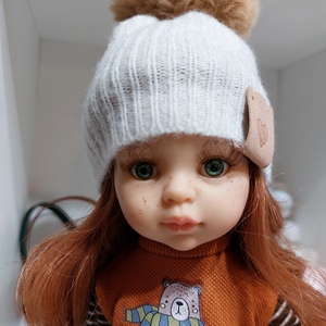 Paola Reina beige kötött sapka barna bojttal - Meska.hu