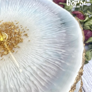 Műgyanta geóda 2emletes sütemény tálaló állvány, hajlított - otthon & életmód - konyhafelszerelés, tálalás - tálalás - kínálótál - Meska.hu