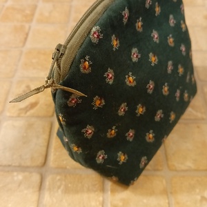 Neszeszer - zöld apró virágmintás, Táska & Tok, Neszesszer, Varrás, MESKA