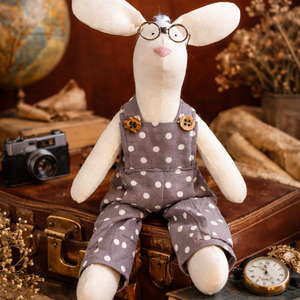 Tódor nyuszi - kézzel készült, Waldorf ihletésű textilfigura, Játék & Sport, Plüssállat & Játékfigura, Más figura, Varrás, MESKA