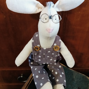 Tódor nyuszi - kézzel készült, Waldorf ihletésű textilfigura - játék & sport - plüssállat & játékfigura - más figura - Meska.hu