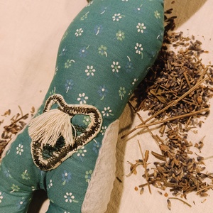Nyuginyuszi - levendulával töltött textil állatka - baba - mama - baba játékok - waldorf játékok - Meska.hu
