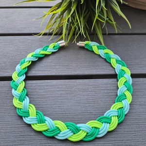 Zöld - menta - neon fonott paracord Nyaklánc, Ékszer, Nyaklánc, Medál nélküli nyaklánc, Ékszerkészítés, MESKA