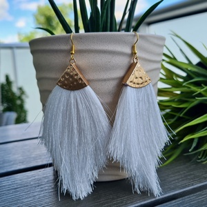 Fehér selyem rojt fülbevaló - ékszer - fülbevaló - rojtos fülbevaló - Meska.hu