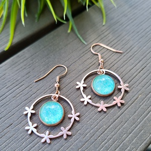 Csillogó menta - rosegold nemesacél fülbevaló apró virág díszítéssel - ékszer - fülbevaló - lógó fülbevaló - Meska.hu