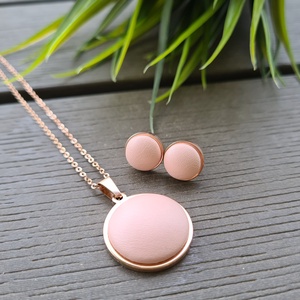 Matt púder - rosegold nemesacél medálos nyaklánc és fülbevaló szett - ékszer - nyaklánc - medálos nyaklánc - Meska.hu