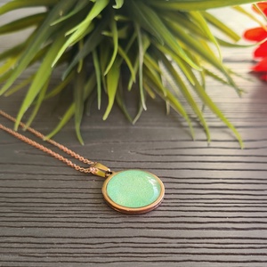 Csillogó menta zöld - rosegold nemesacél medálos nyaklánc - ékszer - nyaklánc - medálos nyaklánc - Meska.hu