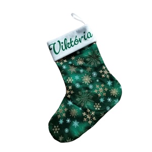 Névre szóló mikulás csizma, zöld-fehér-arany színben - karácsony - mikulás - mikulás zsák - Meska.hu