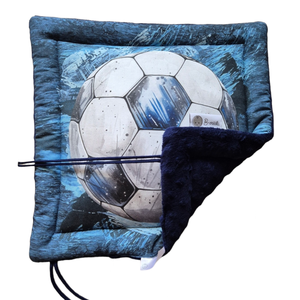 Iskolai ülőpárna - focis - otthon & életmód - babaszoba, gyerekszoba - iskolai ülőpárna - Meska.hu