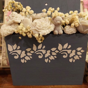 Felakasztható illatos virágdekor - Meska.hu