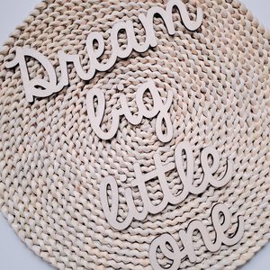 Dream big little one felirat, Otthon & Életmód, Babaszoba, gyerekszoba, Babaszoba dekoráció, Famegmunkálás, MESKA