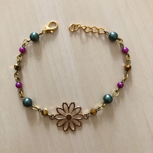 GoldDaisy 001, Ékszer, Karkötő, Charm karkötő, Ékszerkészítés, Gyöngyfűzés, gyöngyhímzés, MESKA