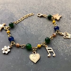 Charmie 006, Ékszer, Karkötő, Charm karkötő, Ékszerkészítés, Gyöngyfűzés, gyöngyhímzés, MESKA