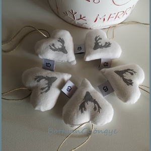 Karácsonyi szarvasfejes szívek - szürke - karácsony - karácsonyi lakásdekoráció - karácsonyfadíszek - Meska.hu