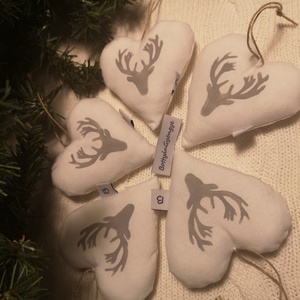 Karácsonyi szarvas fejes szívek - nagy - karácsony - karácsonyi lakásdekoráció - karácsonyi lakásdíszek - Meska.hu