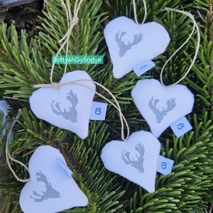 Karácsonyi szarvasfejes szívek - szürke - Meska.hu
