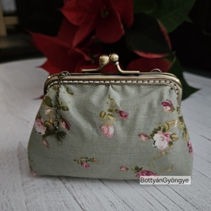 Virágos tárca Kiárusítás!!!!! - táska & tok - pénztárca & más tok - aprópénztartó - Meska.hu