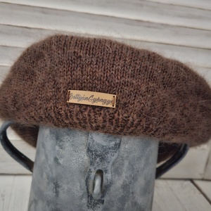 Barett sapka, vagy svájci sapka - ruha & divat - sál, sapka, kendő - sapka - Meska.hu