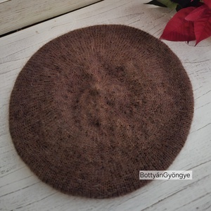 Barett sapka, vagy svájci sapka - ruha & divat - sál, sapka, kendő - sapka - Meska.hu