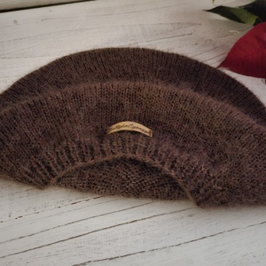 Barett sapka, vagy svájci sapka - ruha & divat - sál, sapka, kendő - sapka - Meska.hu