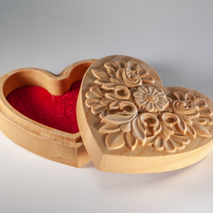 Szív alakú, kőrisfából készült ékszeres doboz - ékszer - ékszertartó - ékszerdoboz - Meska.hu Szív alakú, kőrisfából készült ékszeres doboz - ékszer - ékszertartó - ékszerdoboz - Meska.hu