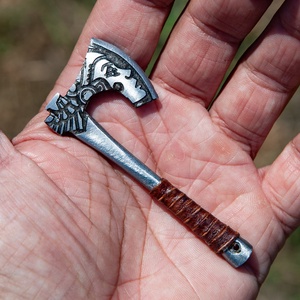 Viking mintázatú, acél mini fejsze - Meska.hu