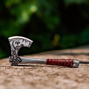 Viking mintázatú, acél mini fejsze - táska & tok - kulcstartó & táskadísz - kulcstartó - Meska.hu