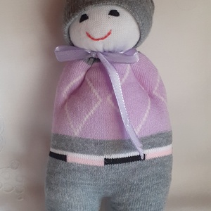 Zoknibaba, Játék & Sport, Baba & babaház, Baba, Hímzés, Varrás, Gyerekbarát, pihe-puha zoknibabát készítettem.
Tapasztalatom szerint kicsi-  és nagyobb gyerkőcökne..., MESKA