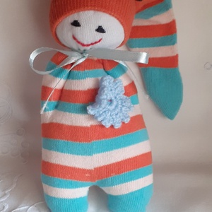 Zoknibaba, Játék & Sport, Baba & babaház, Baba, Hímzés, Varrás, Gyerekbarát, pihe-puha zoknibabát készítettem.
Tapasztalatom szerint kicsi-  és nagyobb gyerkőcökne..., MESKA