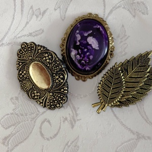 Igazi vintage brossok (3 db) - Meska.hu